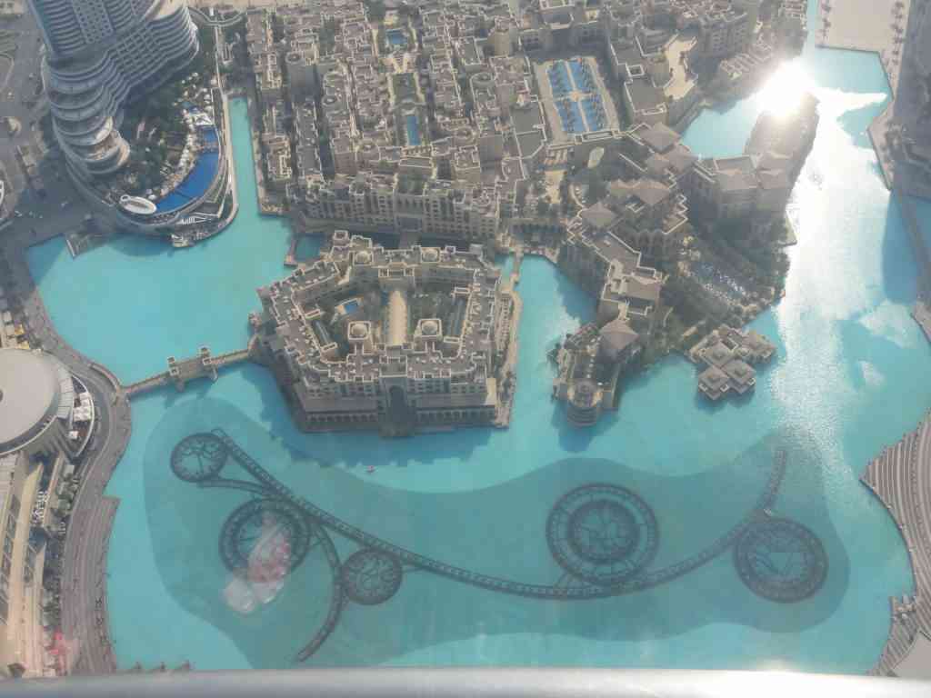 The scale of Dubai fountains from the top of the world in Burj Khalifa